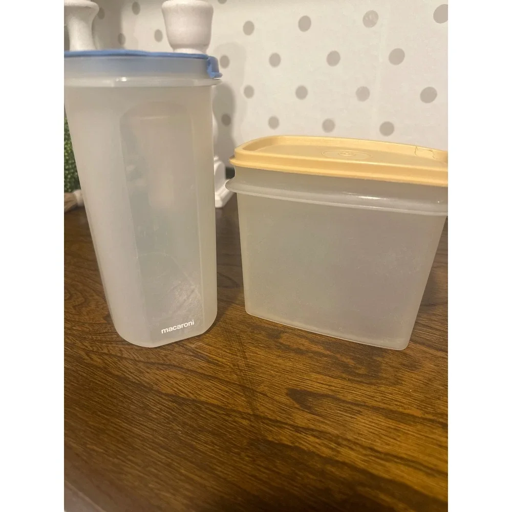 Tupperware Modular Mates Set of 2 Macaroni Container Blue Tan Lids Vintage flaw